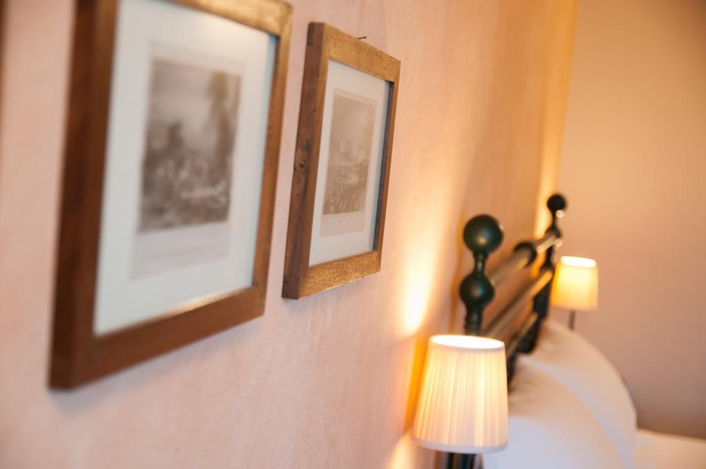 Agriturismo Borgo Tra Gli Olivi Кастільон-Фйорентіно Номер фото