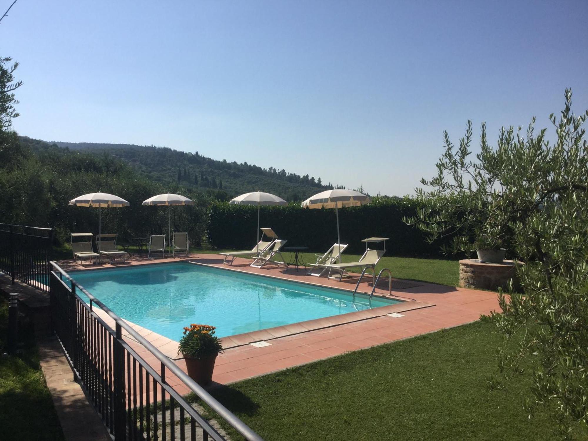 Agriturismo Borgo Tra Gli Olivi Кастільон-Фйорентіно Екстер'єр фото